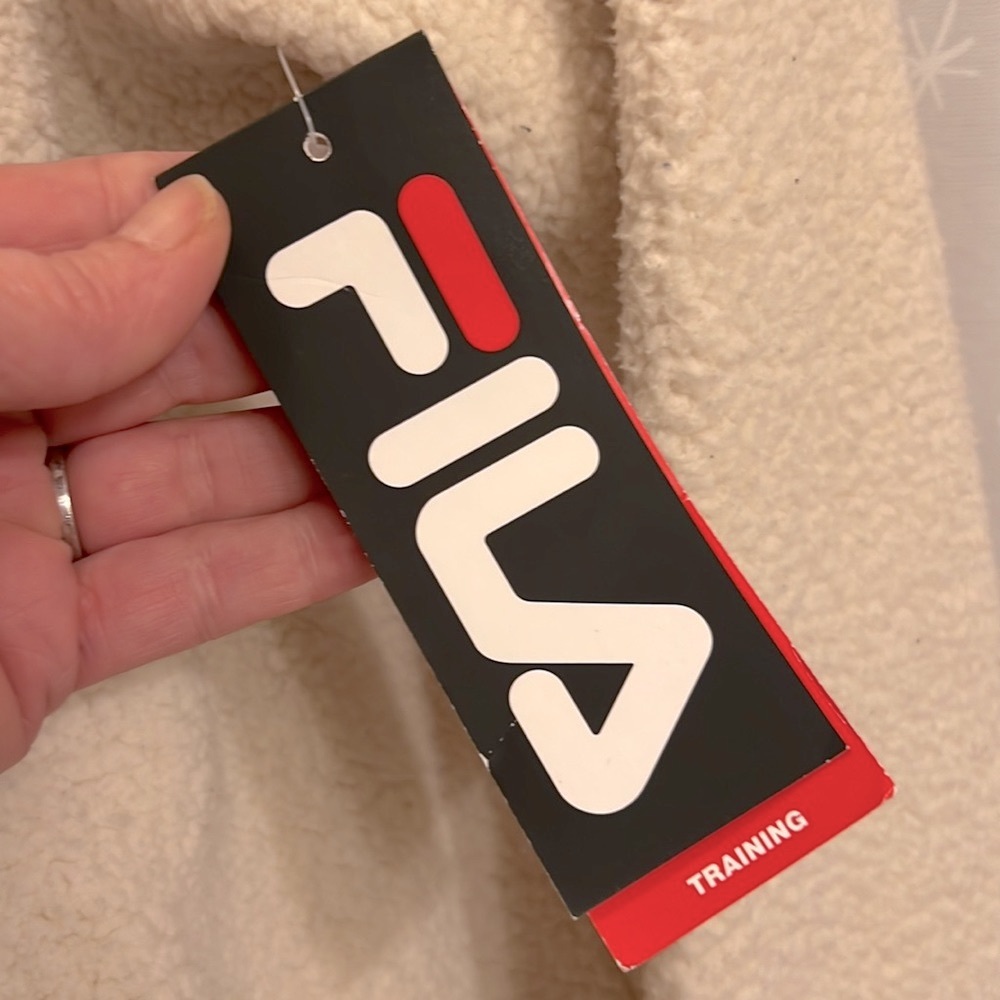 NWT 🥶 FILA CREAM FLEECE 1/2 ZIP PULLOVER HOODED SWEATSHIRT TEDDY JACKET 1X - Picture 5 of 7